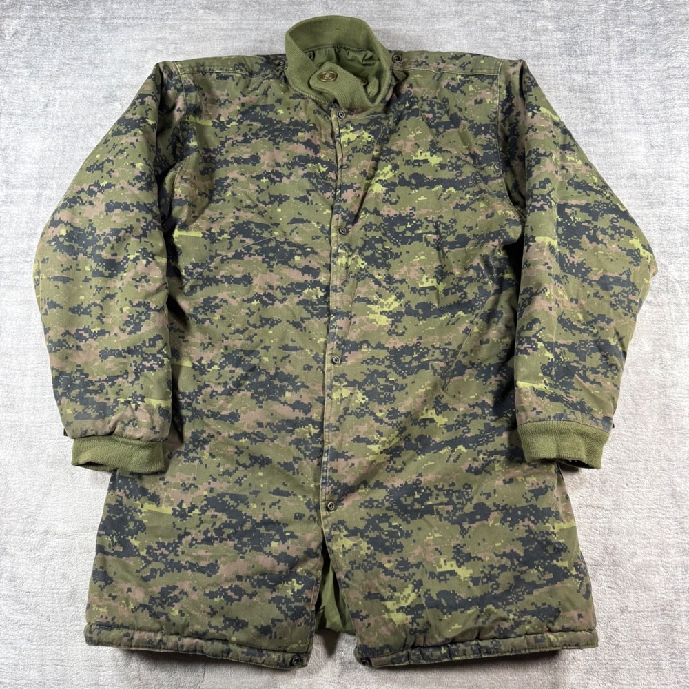 Military Combat Jacket Mens Large Green Digital Camo Parka Extreme Cold Weather